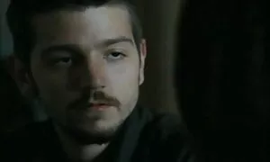 Keras seks belakang sekolah Seks dengan seorang gadis dengan rambut hitam - Porn Video