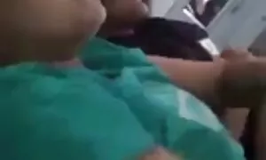 Mengembangkan roda dengan video lucah awek bertudung menekan menusuk pusar - Porn Video