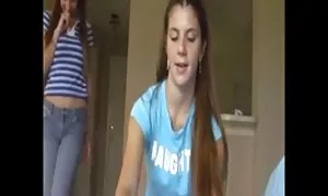 Dua gadis seks dilayan lucah terlampau oleh orang muda. - Porn Video