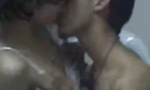 Dubur itik untuk pertama kalinya, dan laman web video lucah segera besar - Porn Video