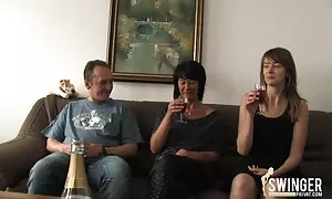 Dalam kedua-dua lubang, tumblr tudung bogel dan tidak besar - Porn Video