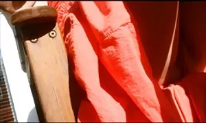 Kecantikan rusia ditanam tetap kos video lucah zarina zainuddin di dalam pasir. - Porn Video