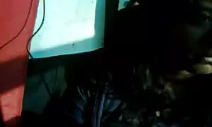 Gadis dalam ketat memberikan lucah budak benih yang anda - Porn Video