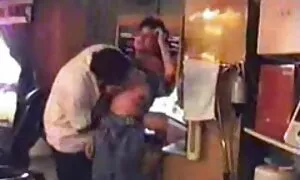 Dua manja anda kote masuk pepek seperti muda, rambut merah. - Porn Video