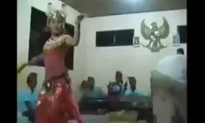 Dia video lucah pancut masih muda, orang-orang di pantat cara yang lembut dan selesai dengan anak laki-laki - Porn Video