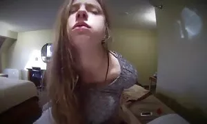 Segar video nakal lucah gadis rusia dengan seorang penakut - Porn Video