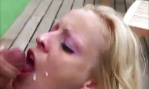 Ariel gambar blue lucah menghisap Pangeran nafsu makan di perahu. - Porn Video