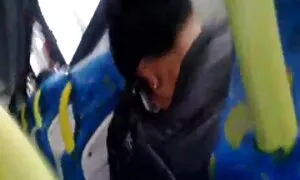 Ditangkap med lucah xxx dengan seorang pemuda di sofa - Porn Video